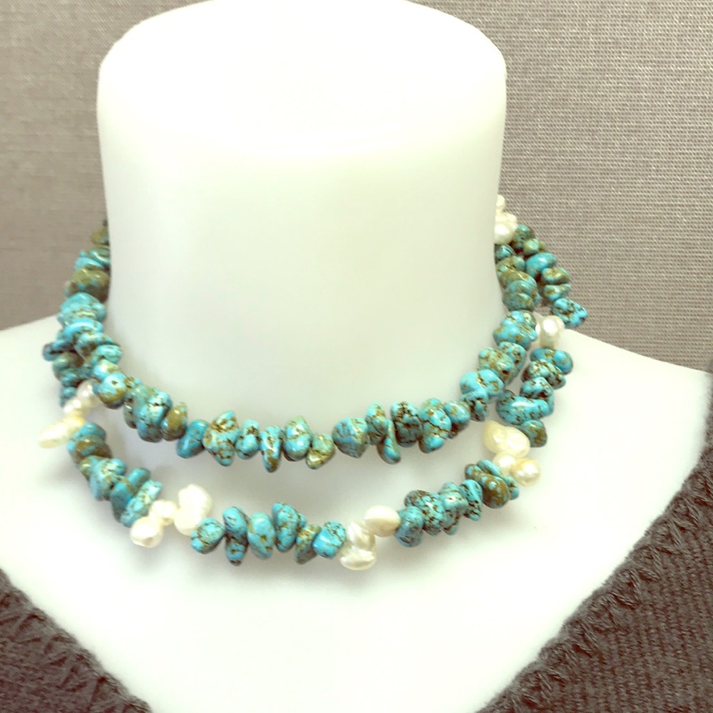 Turquoise necklace and earrings